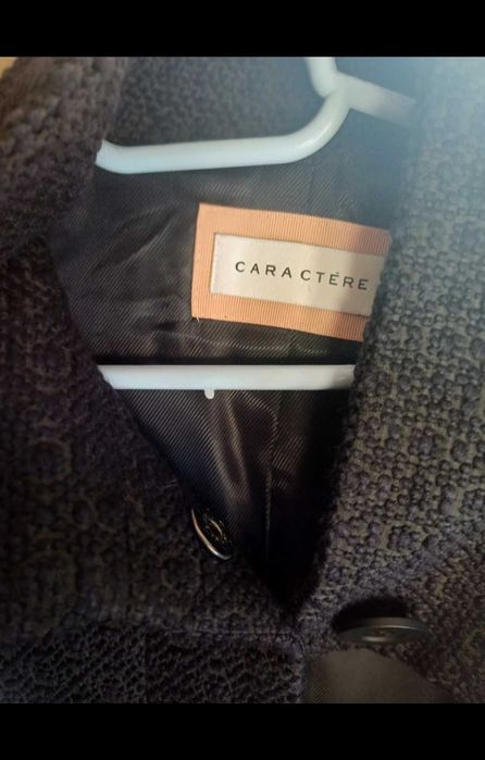 Vand palton nou deosebit