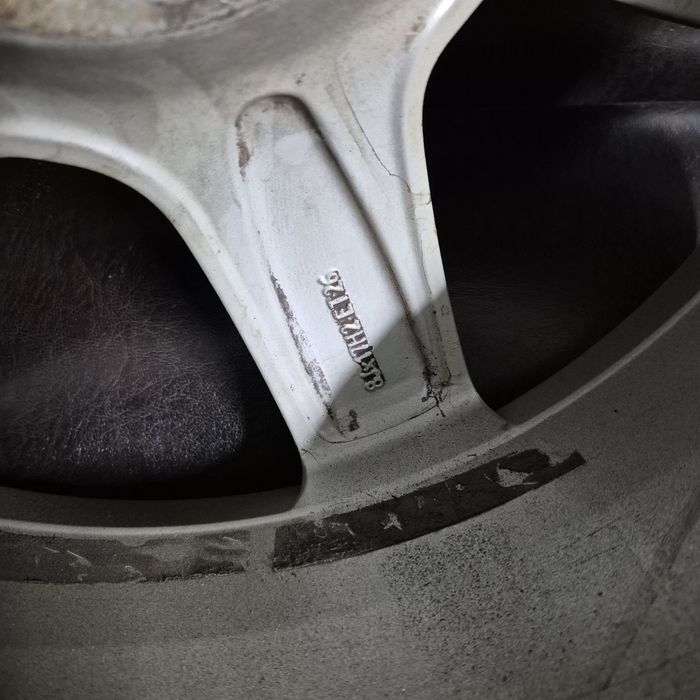 Jante Audi R 17 5x112 8J Et 26