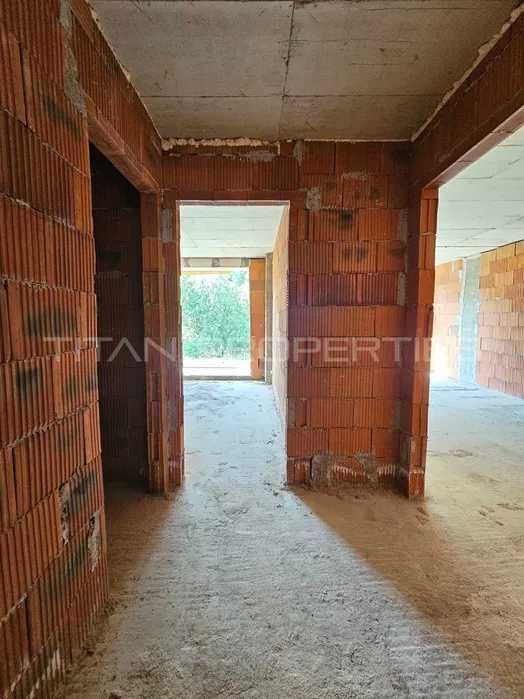 Продава се Двустаен апартамент в Пловдив, Христо Смирненски - 65 кв.м за 1305 €/кв.м - Снимка #6