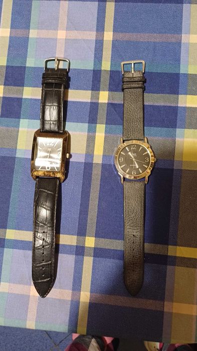 Ръчни часовници.