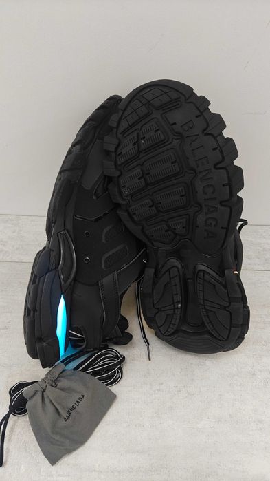 Balenciaga track LED