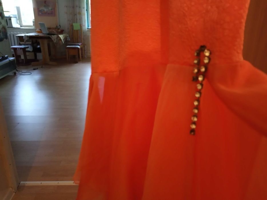 Вечернее нарядное платье