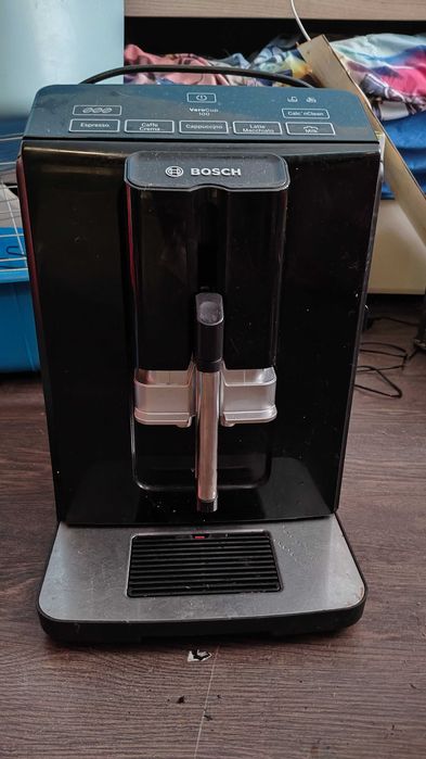 Кафеавтомат BOSCH TIS30129RW