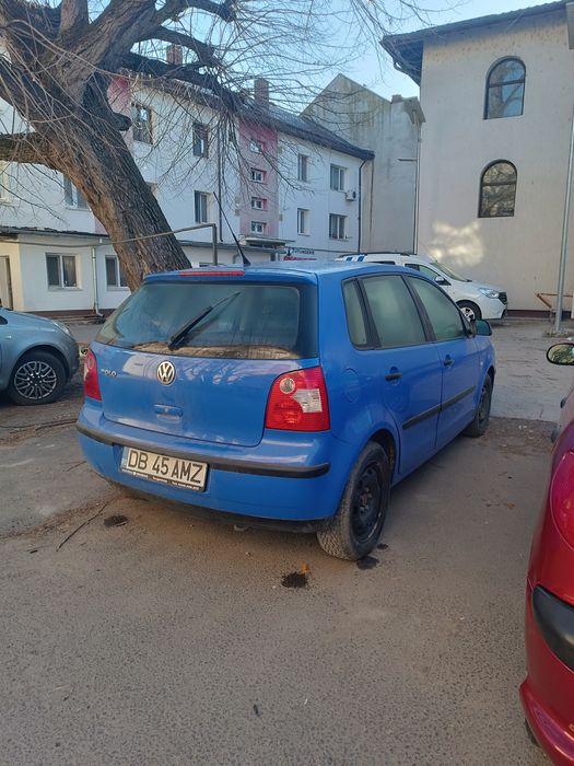 Vând Volkswagen Polo