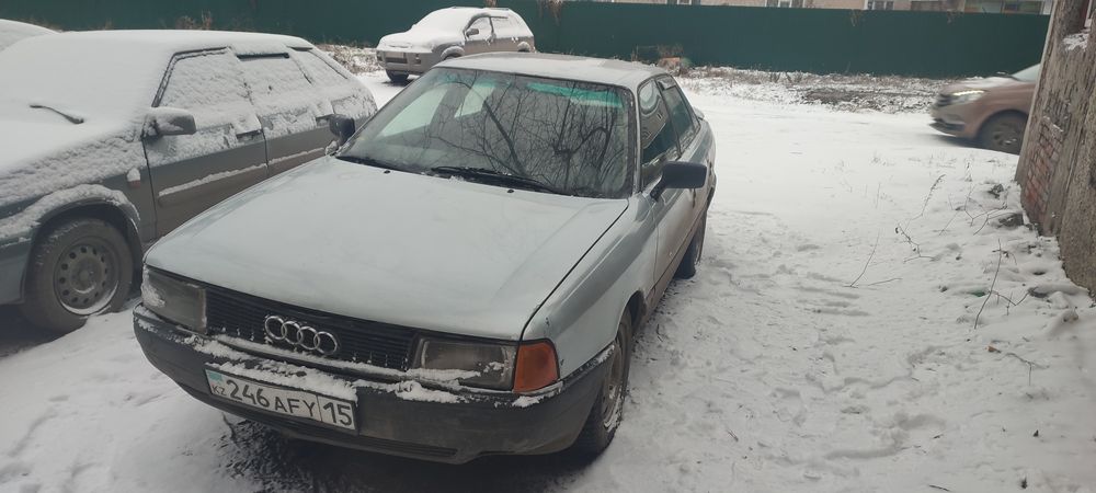 Продам Ауди 80 б3