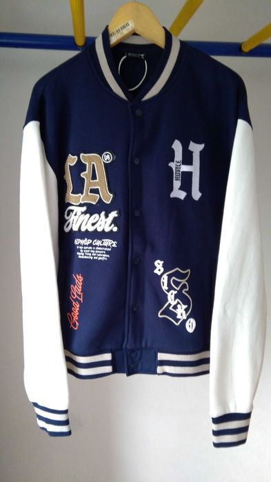 Куртка бомбер новая