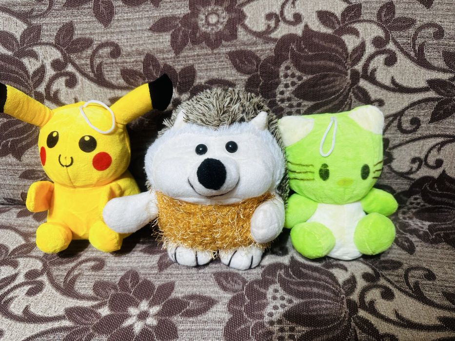 Игрушки мягкие..