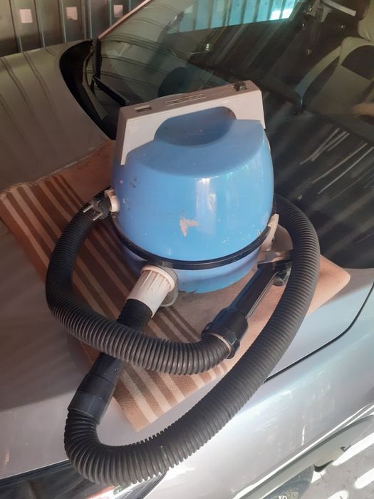 Aspirator cu sac mare