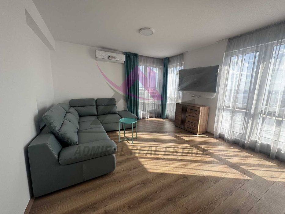 Дава се под наем Двустаен апартамент в Варна, Възраждане 3 - 100 кв.м за 700 € - Снимка #1