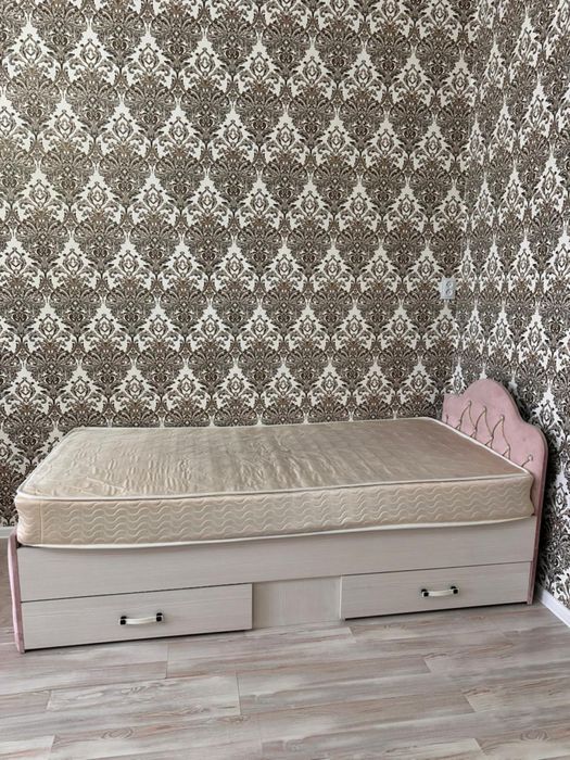 Детская кровать для девочки