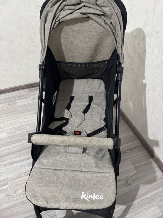 Коляска сатылады, жеңіл.