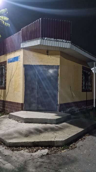 Помишение в мкр Достык, здается в аренду 72 метр квадрат со всеми удоб