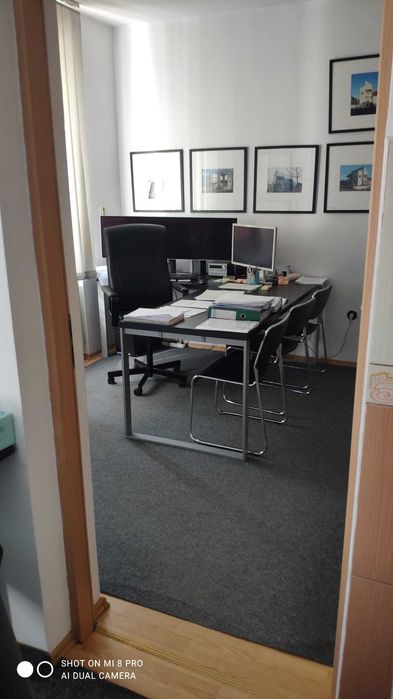 Ultracentral! Inchiriez spatiu la parter pe str Iorga cu vedere catre Bdul Regele Mihai I