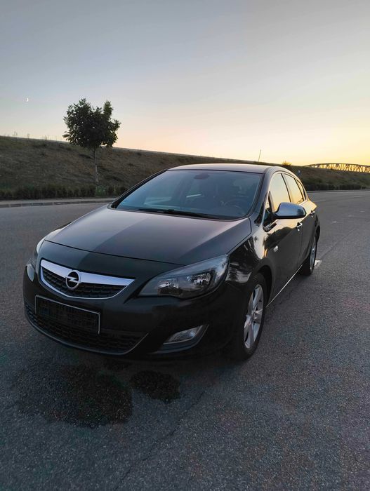 OPEL Astra 2011 — imagine 3
