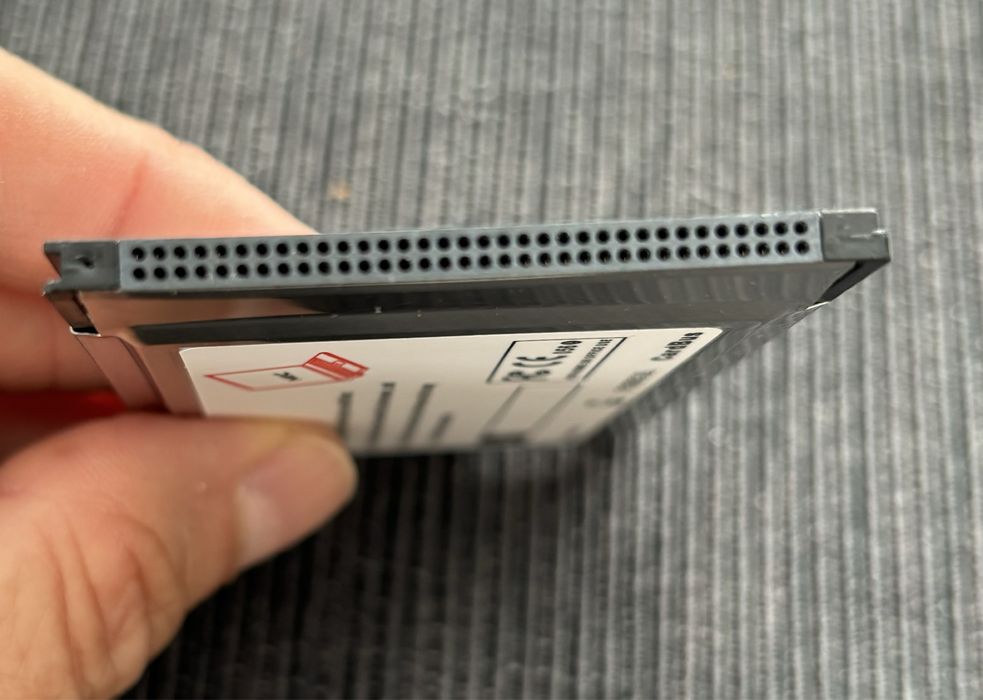 Продавам чисто нова PCMIA карта с 2хUSB + audio