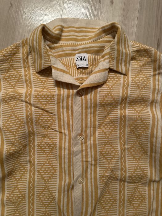 Zara Яке запазено