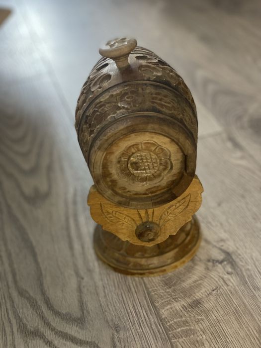 Дървен сувенир буренце антика