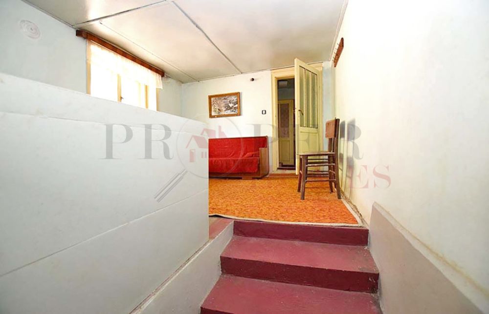 Продажба Къща гр. Свищов - с. Горна Студена 130m²
