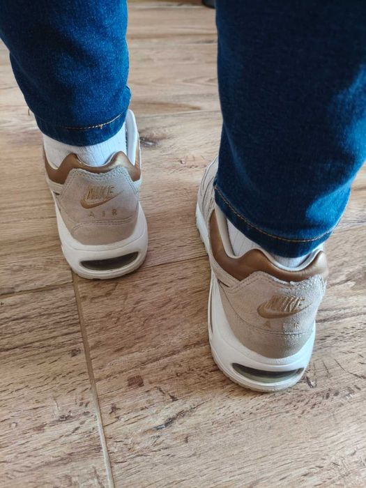 Nike Air Max Command marimea 40