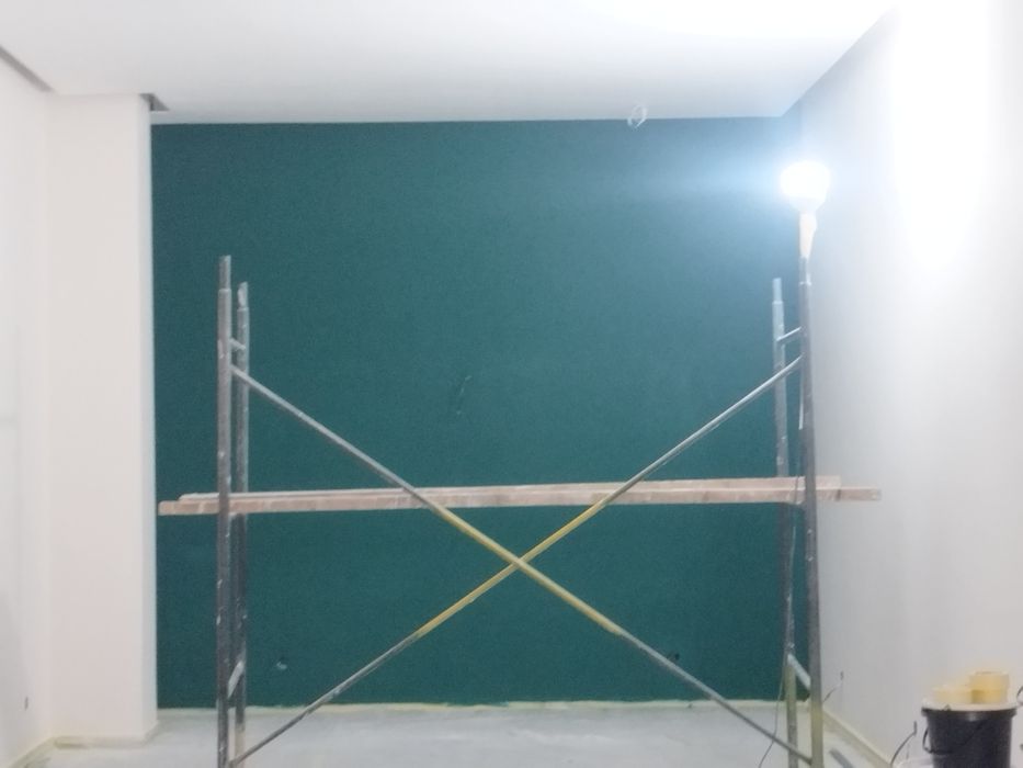 Буёк,краска сепамиз.Безвоздушная покраска стен, потолка. Офисы фасад.