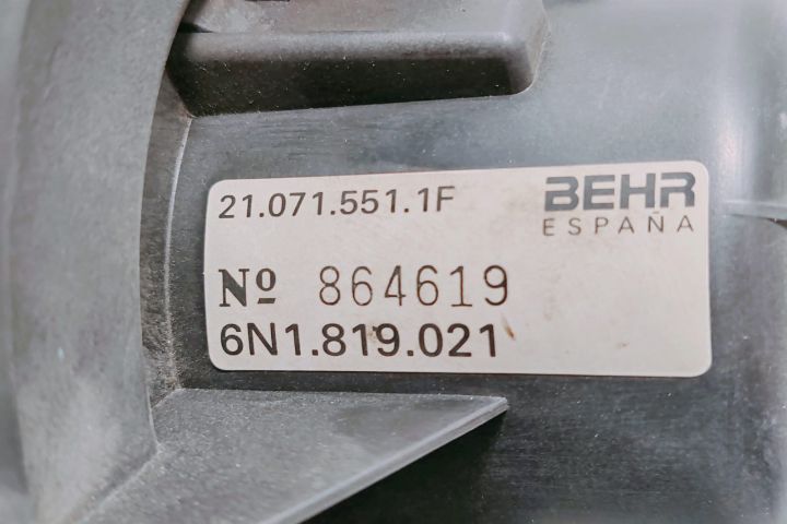 Ventilator habitaclu 6N1819021 Volkswagen VW Polo a 3-a generatie 6N