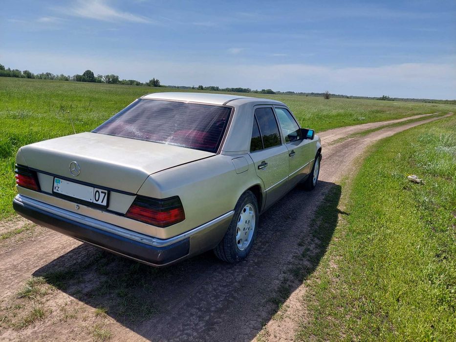 Mercedes w124 2.0