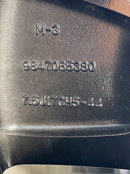 17 цола 5 х 108 мм Опел Астра  Astra L , Пежо , 3008 , 4008 , 5008