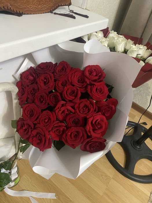 Розы 25 шт !!срочнооо