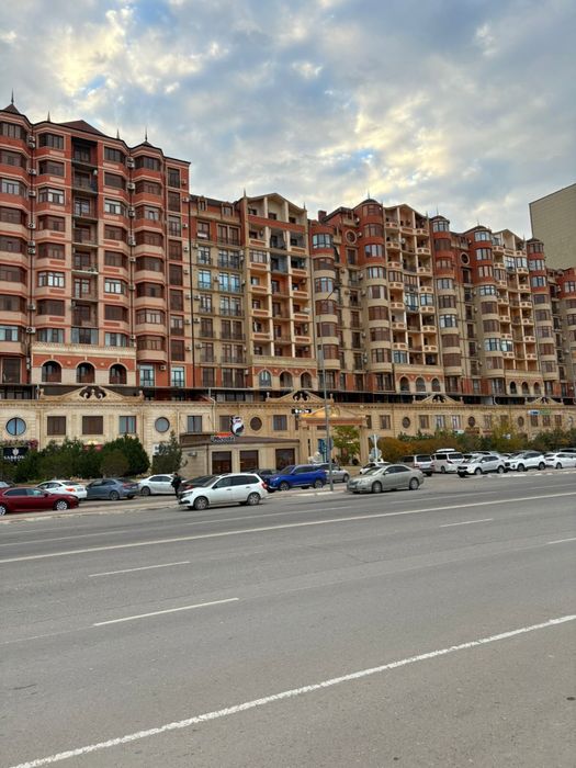 По суточно квартира Green Park