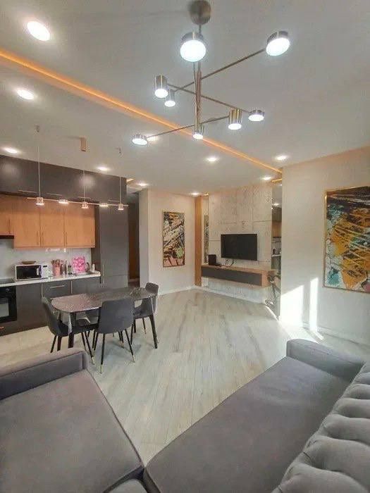 Продается 2х ком квартира, ЖК Dream House, ор-р: 8й роддом, 53м²