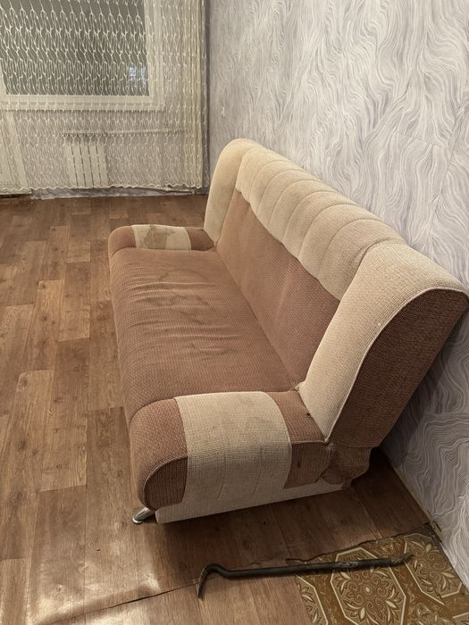 Отдам диван бесплатно