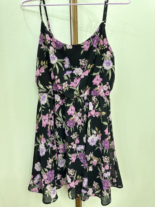 Платья в отличном состоянии от