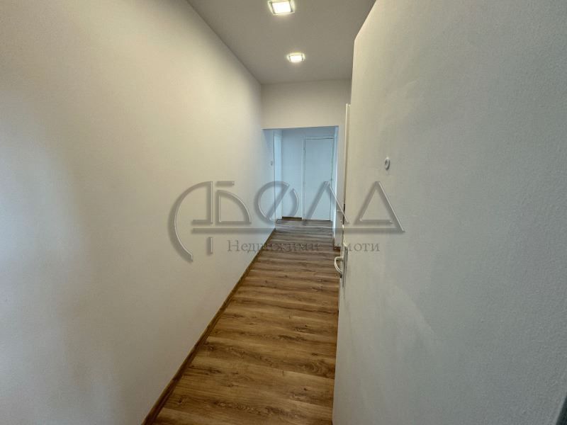 Продава се Двустаен апартамент в София, Свобода - 60 кв.м за 1817 €/кв.м - Снимка #5