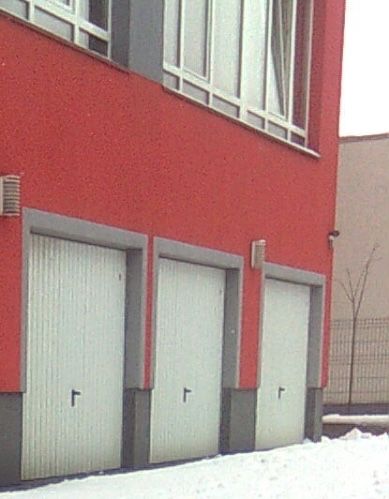 Inchiriez garaj UTA R1