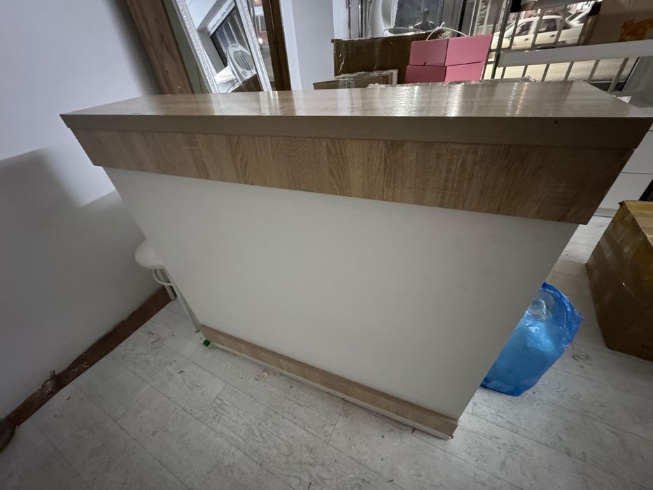 Срочно магазинге мебель сатылады