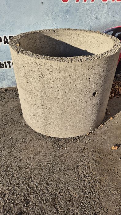 Кольцо бетонный метровый