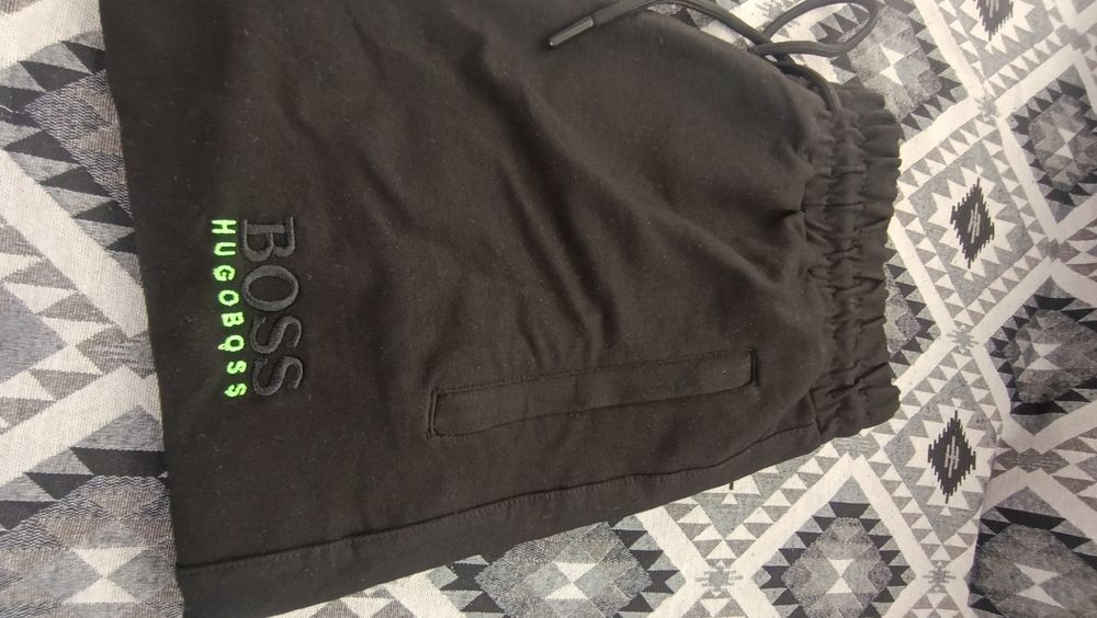 Hugo boss нов мъжки екип