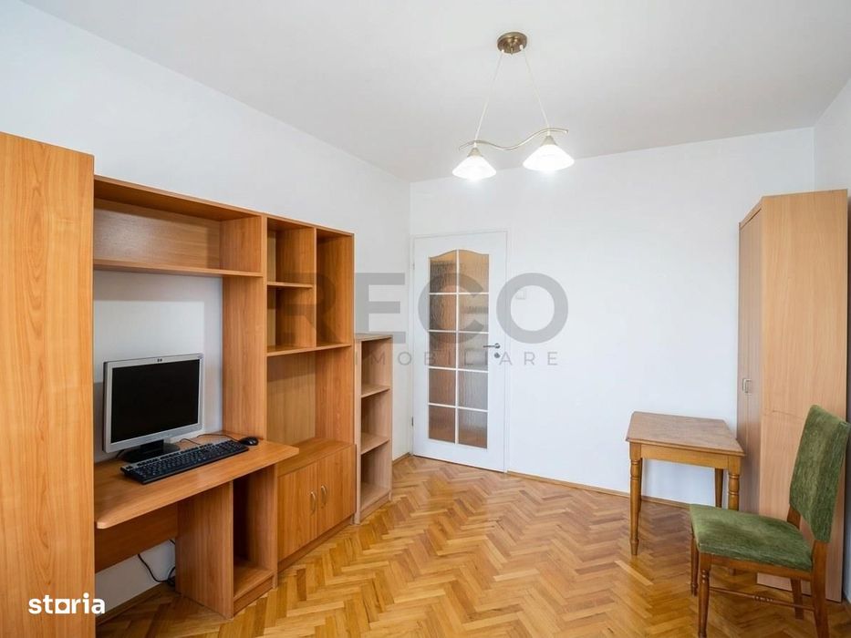 RECO Apartament cu 3 camere decomandat zona Decebal