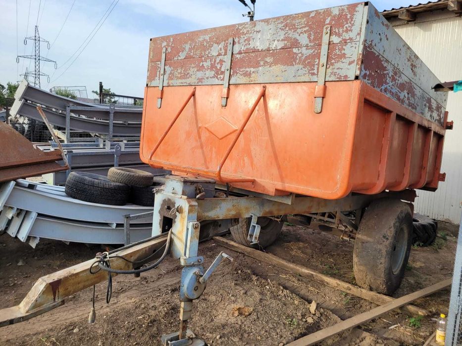 Remorca basculabila pe spate