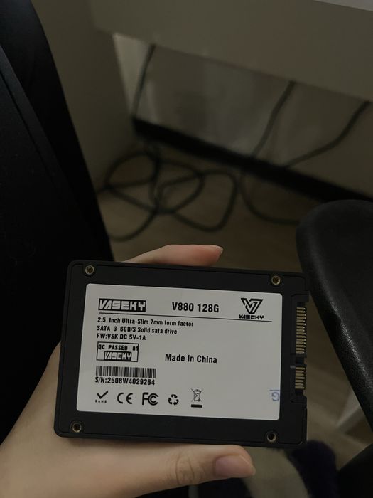 Ssd 120gb в идеальном состоянии
