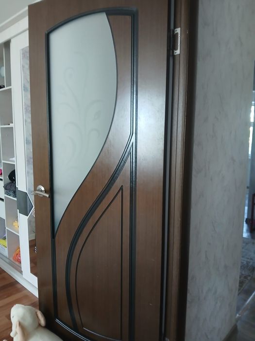 Продам межкомнатные двери