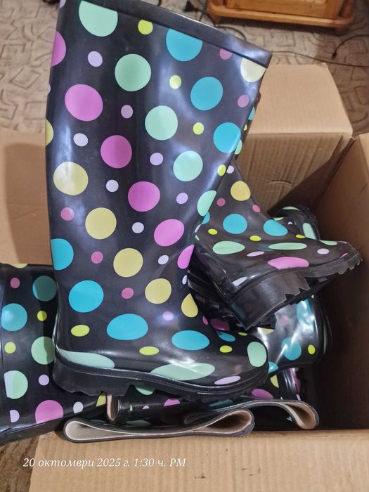 Гумени ботуши,много яки