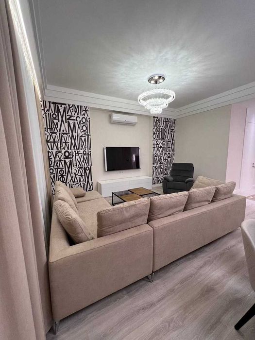 Eshagida dumi bor qiz porno