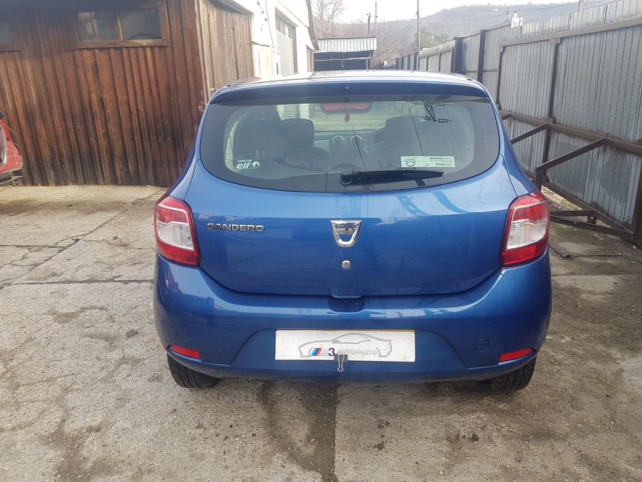 Dezmembrez sandero 1,2 16 v 2014 albastru persan