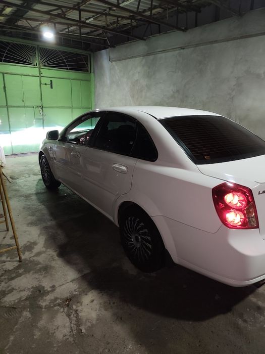 Продаётся автомобиль Джентра состояние хорошее.