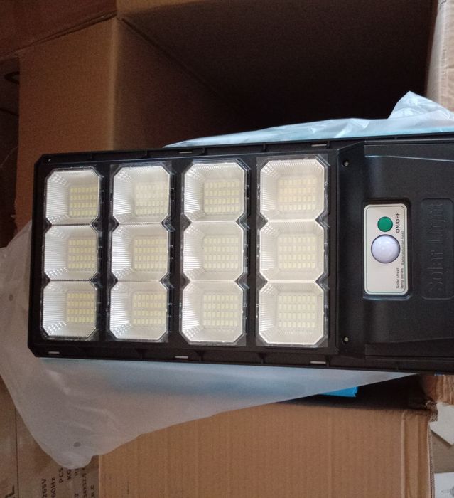 Солнечный светильник/ РКУ solar led/ Projektor  100w 150w 200w 300w