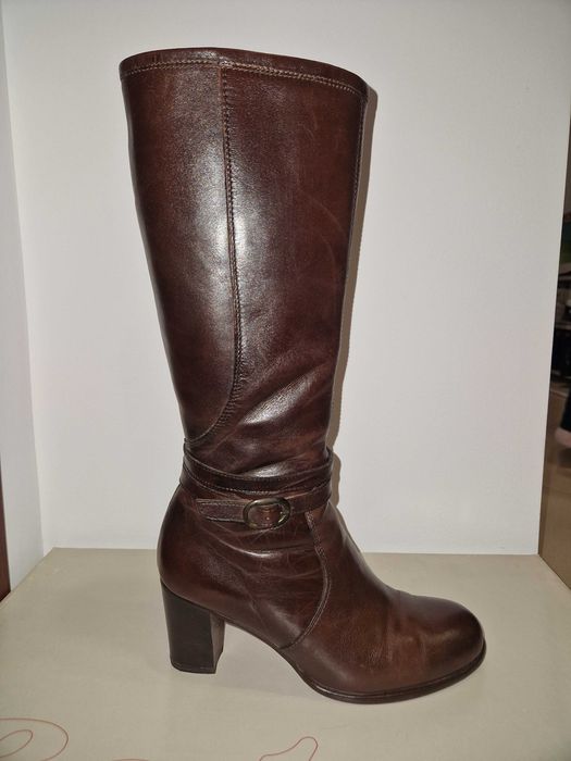 Cizme din piele Bata