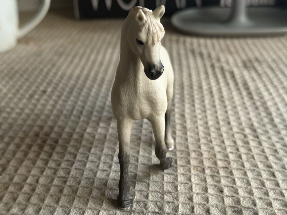 Schleich Арабска кобила-стара серия/колекционерски модел.