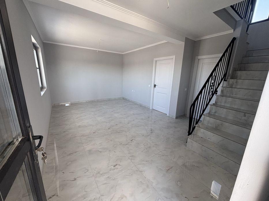Proprietar Vand Vila in Orasul Navodari
