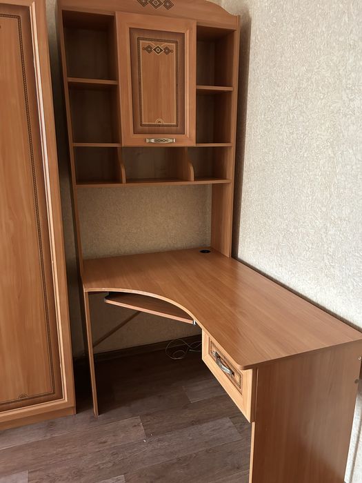 Продам мебель в детскую